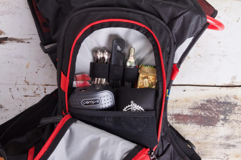 USWE MTB Hydro inside compartments